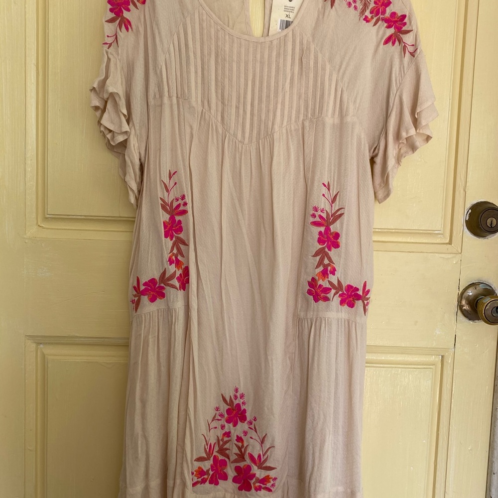 Boutique Wonderly embroidered dress.  Sz XL. NWT